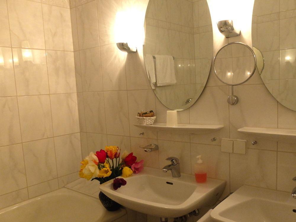 Hotel Valsana Am Kurpark Bad Wildbad Ngoại thất bức ảnh