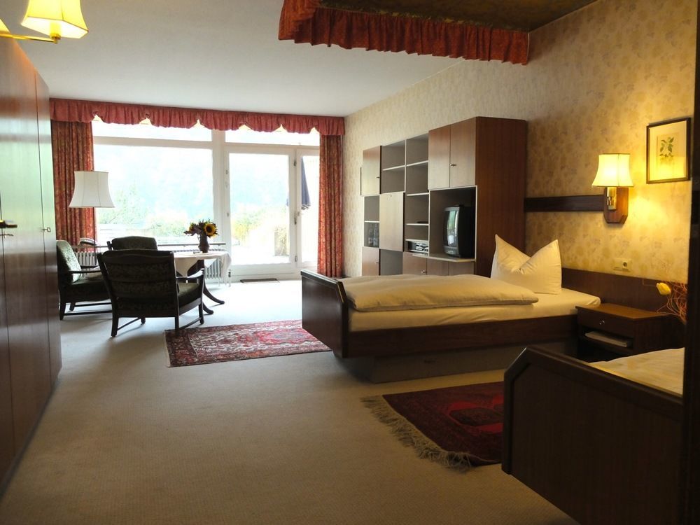 Hotel Valsana Am Kurpark Bad Wildbad Ngoại thất bức ảnh