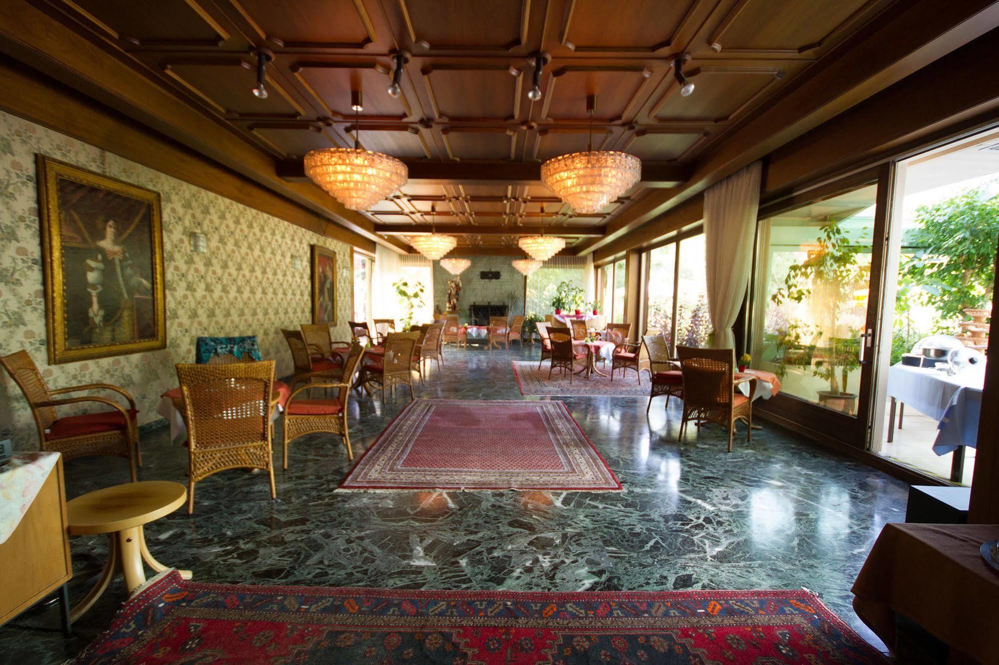 Hotel Valsana Am Kurpark Bad Wildbad Ngoại thất bức ảnh